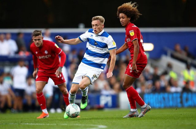 Reading-united-vs-Reading-22h00-ngay-28-12-2