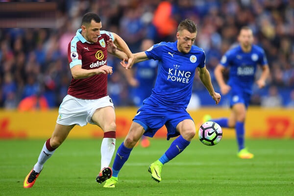 Burnley-vs-Leicester-Bay-cao-tro-lai-mach-thang-21h00-ngay-19-01-Ngoai-hang-Anh-Premier-League-3