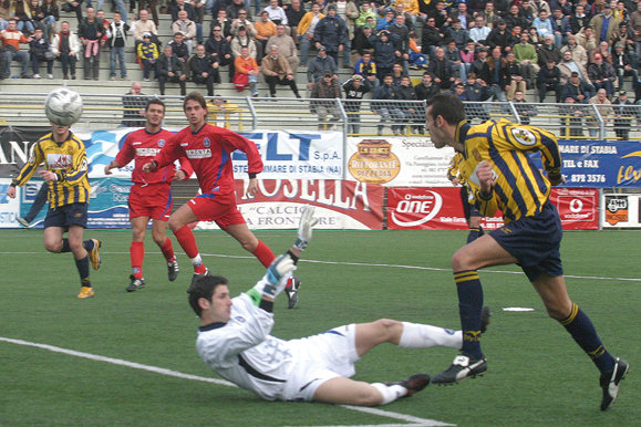 ascoli-vs-juve-stabia-03h00-ngay-08-02-2